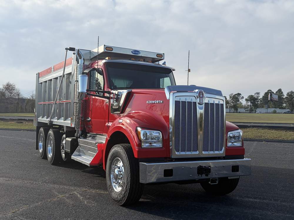 New 2026 Kenworth W990