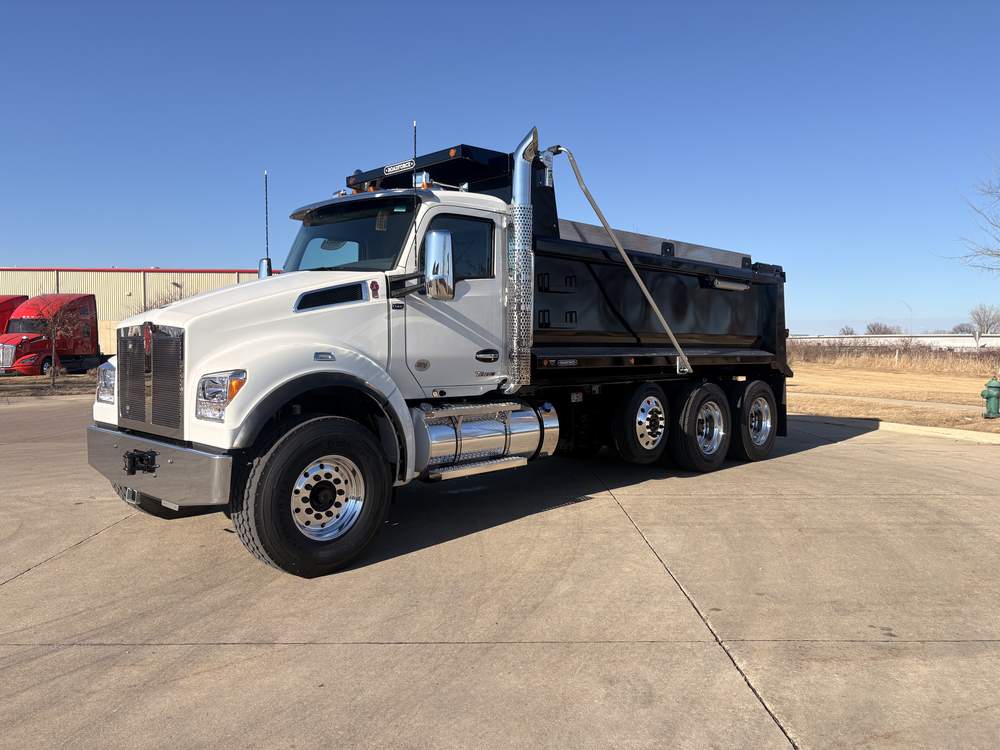 New 2026 Kenworth T880S