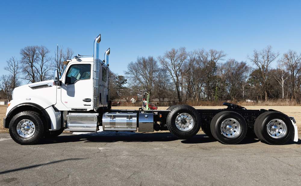 New 2026 Kenworth T880S PH