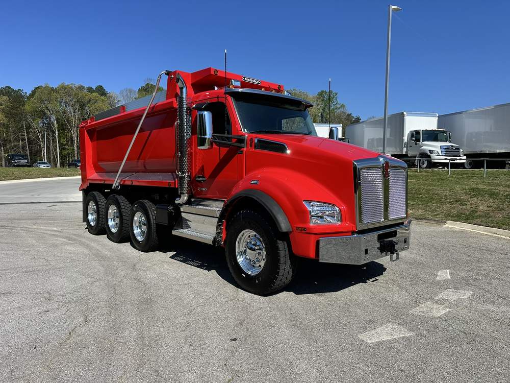 New 2027 Kenworth T880