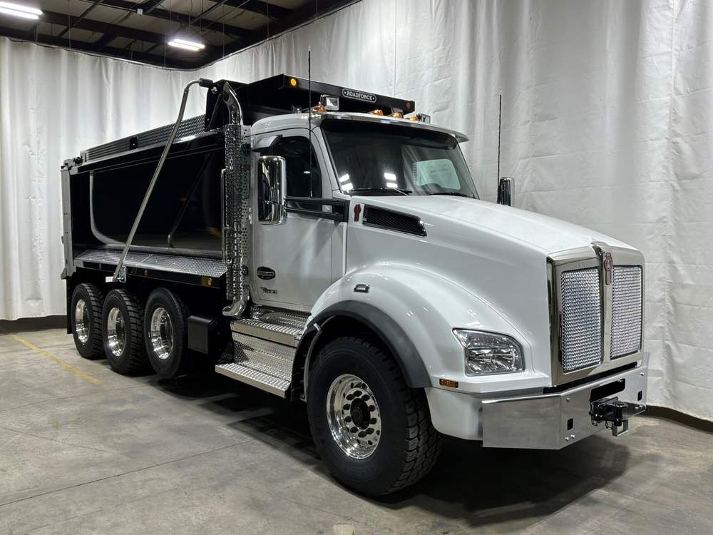 New 2027 Kenworth T880