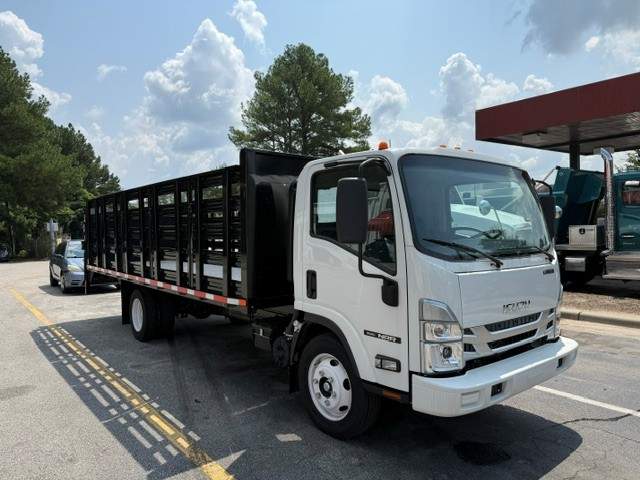 New 2025 Isuzu NRR