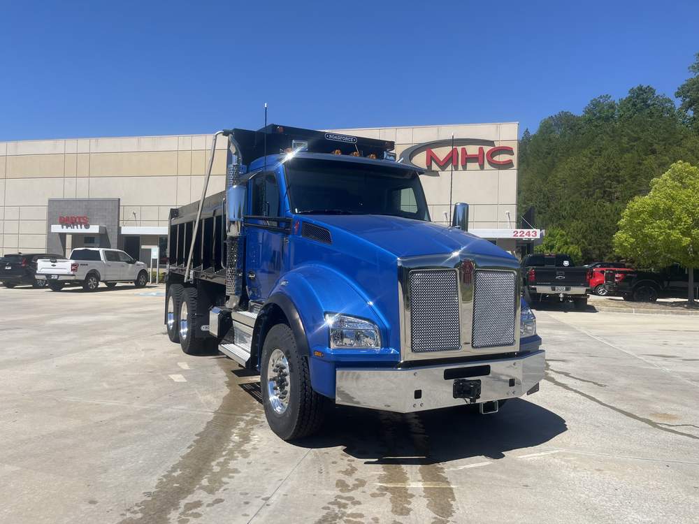 New 2027 Kenworth T880