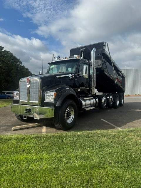 New 2027 Kenworth T880S PH