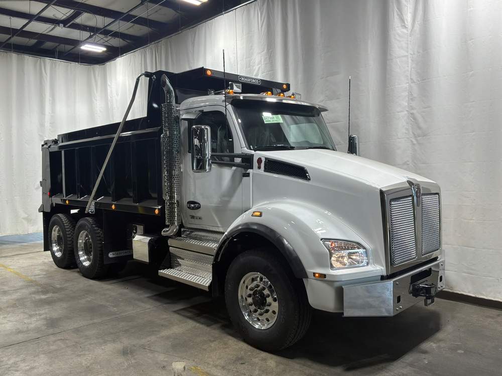 New 2027 Kenworth T880