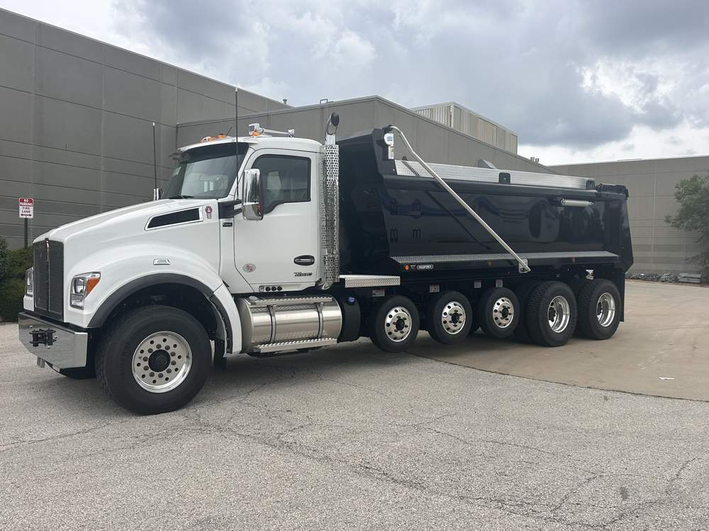 New 2027 Kenworth T880S