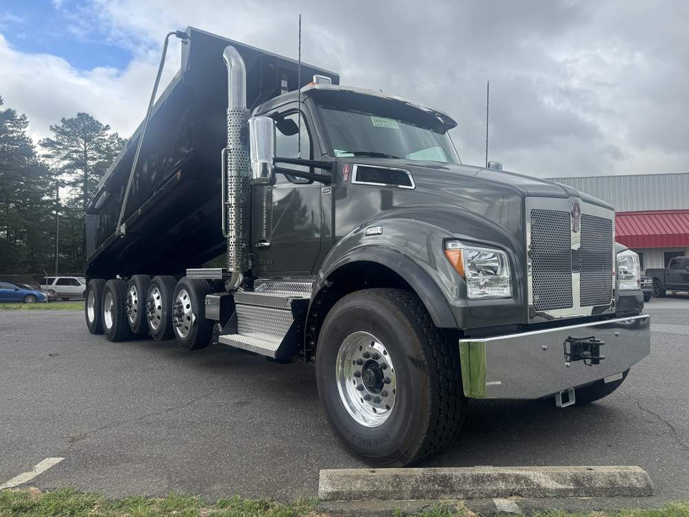 New 2027 Kenworth T880S