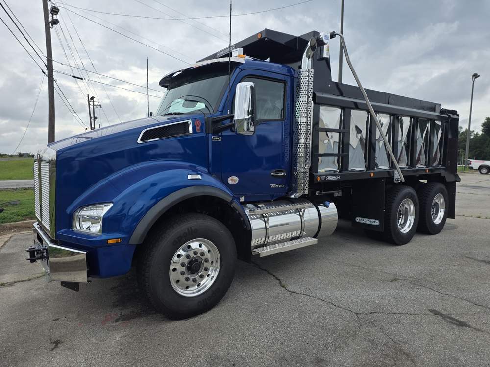 New 2027 Kenworth T880