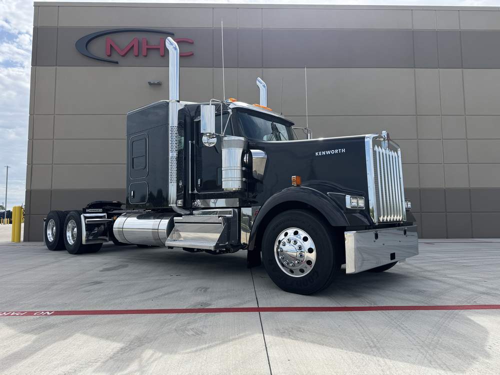 New 2027 Kenworth W900L