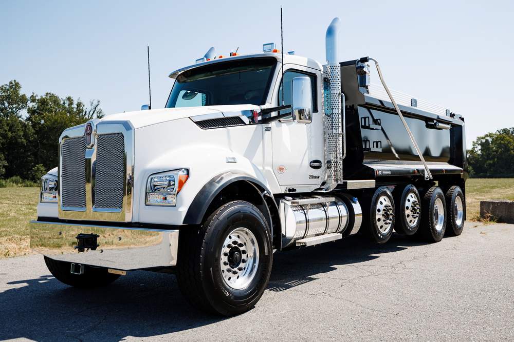 New 2027 Kenworth T880S PH