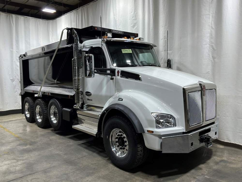 New 2027 Kenworth T880