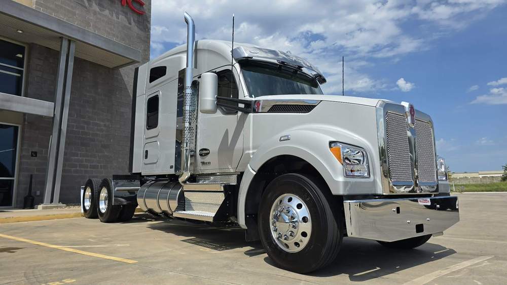 New 2027 Kenworth T880S PH