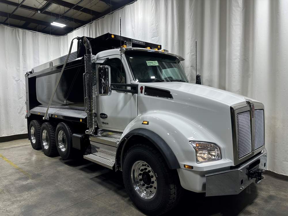 New 2027 Kenworth T880