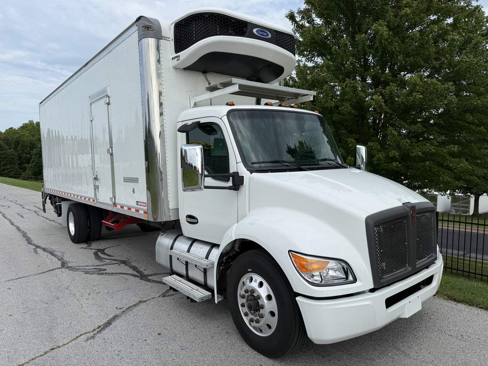 Used 2023 Kenworth T380