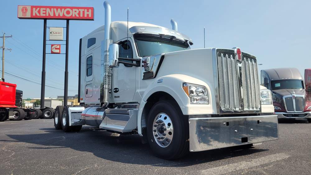 New 2027 Kenworth W990