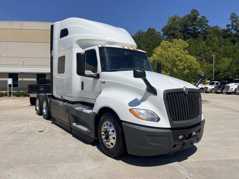 Used 2021 International LT625
