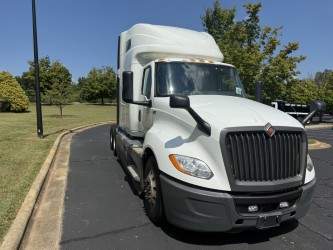 Used 2021 International LT625