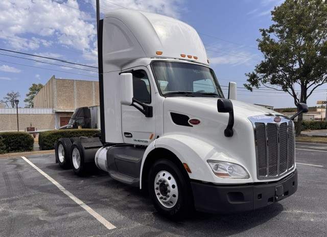 Used 2021 Peterbilt 579
