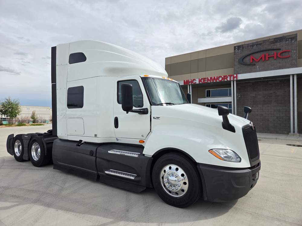 Used 2023 International LT625