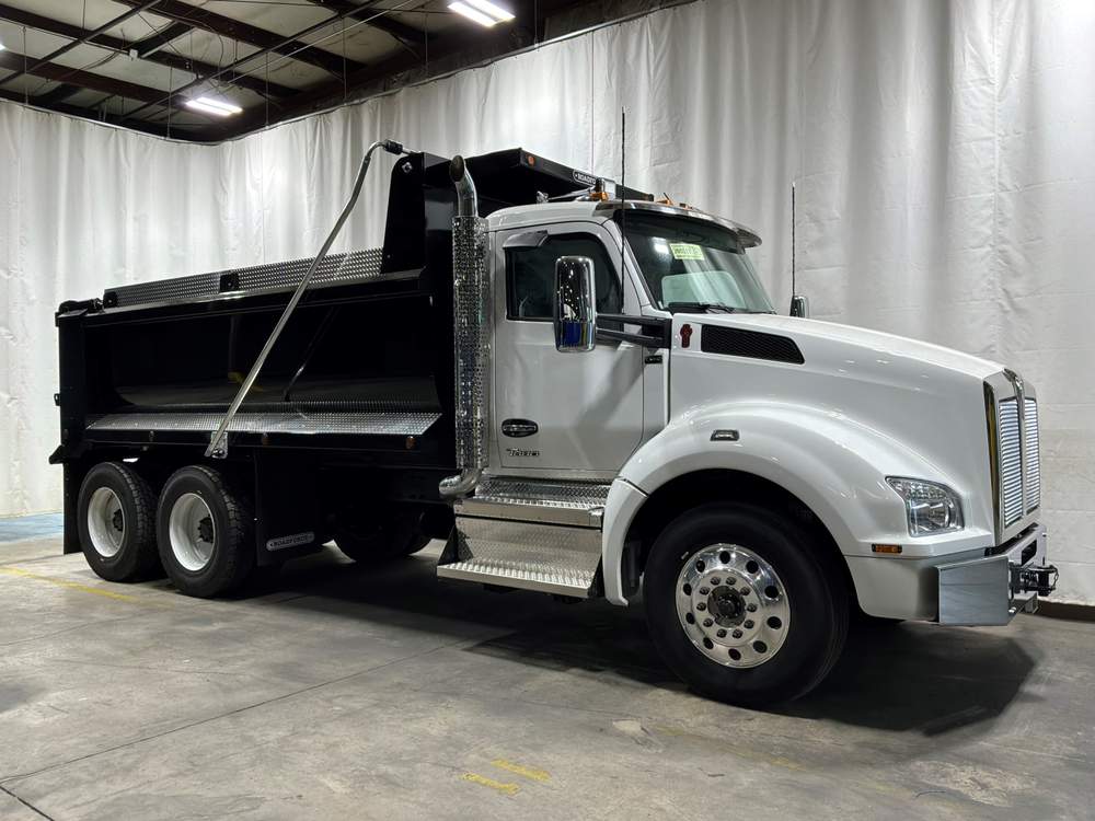 New 2027 Kenworth T880