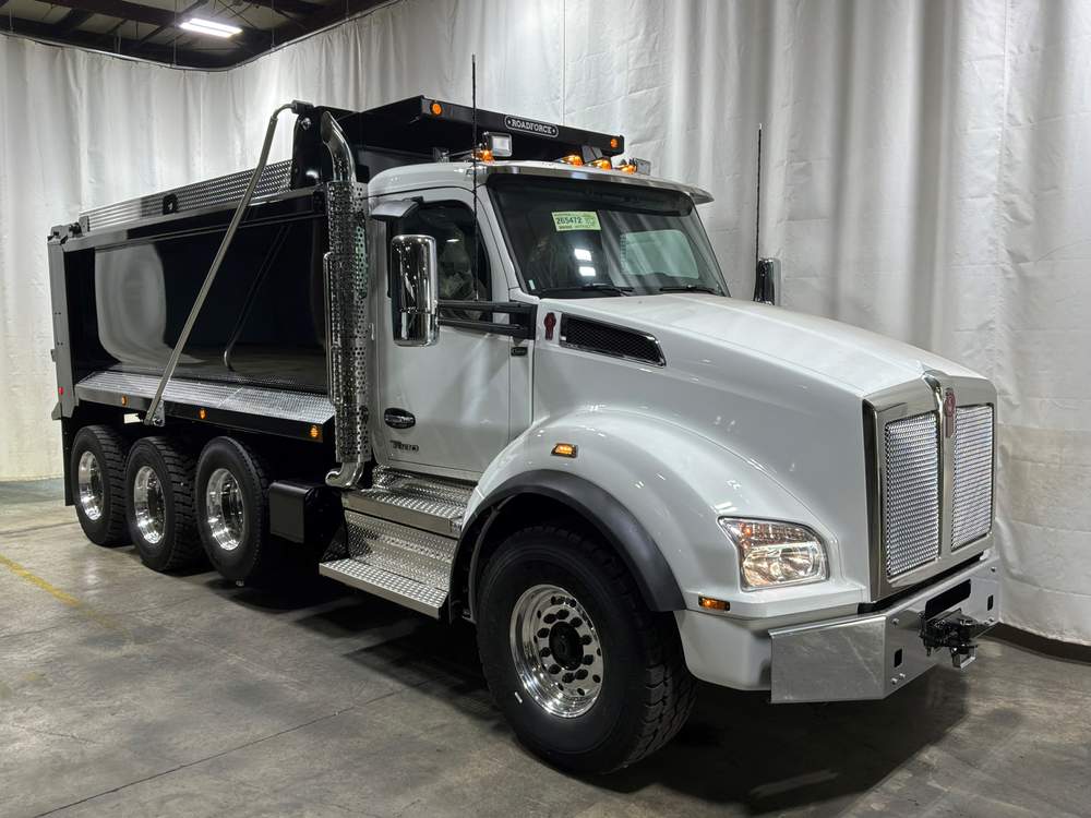 New 2027 Kenworth T880