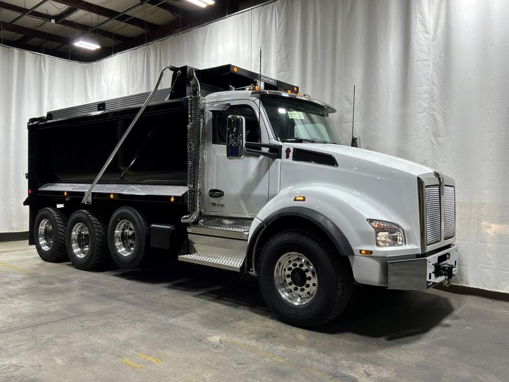 New 2027 Kenworth T880