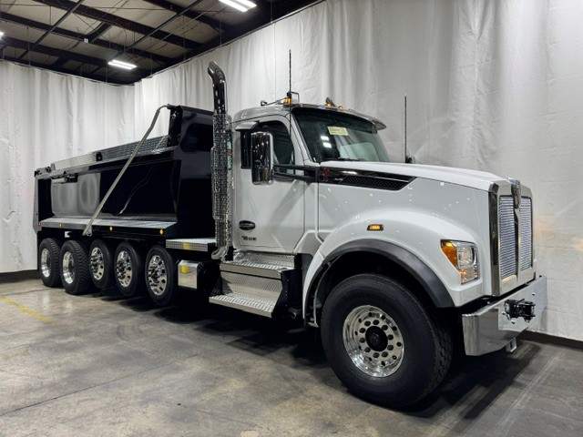 New 2027 Kenworth T880S PH