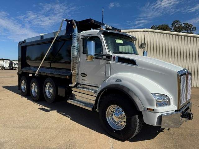 New 2027 Kenworth T880
