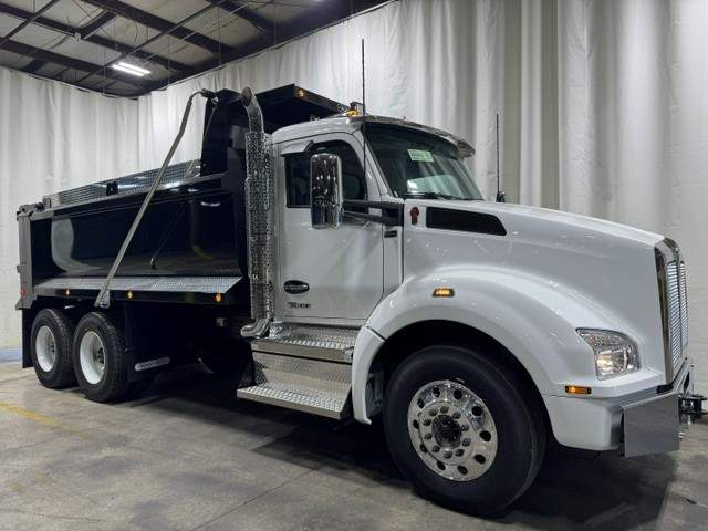 New 2027 Kenworth T880