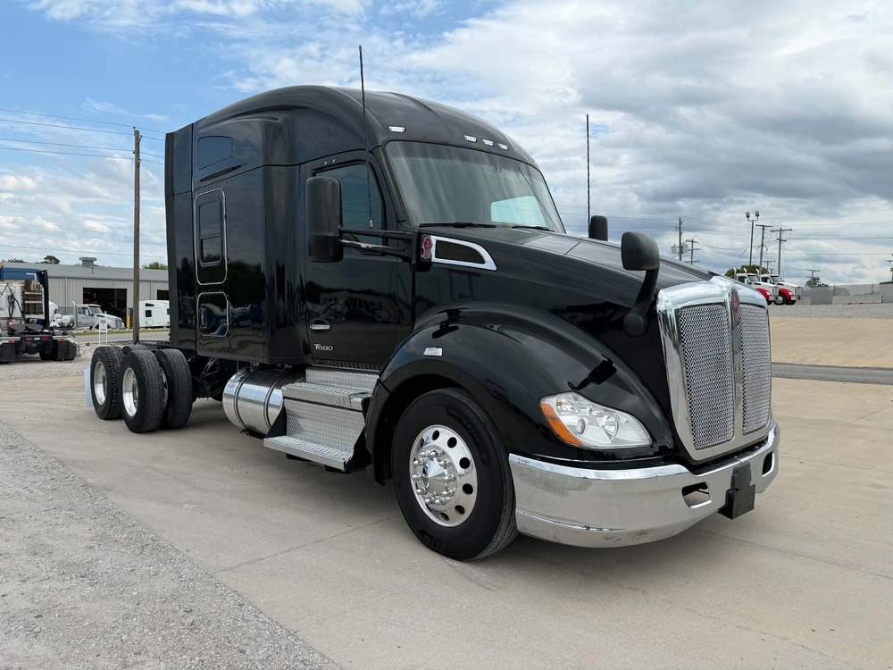 Used 2022 Kenworth T680