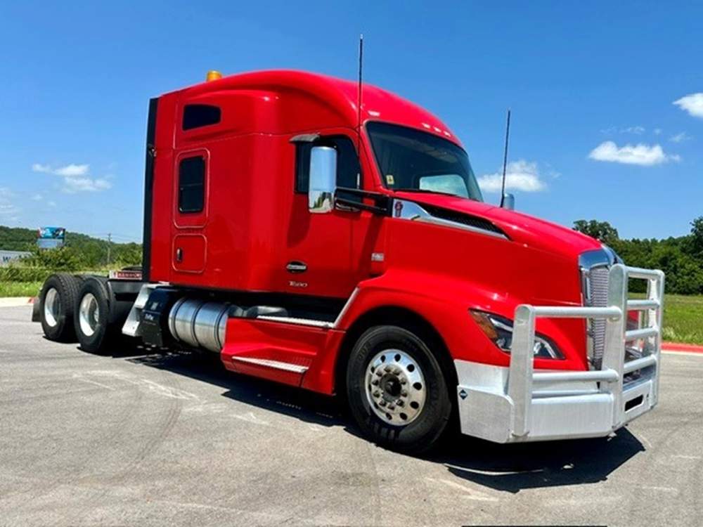 Used 2022 Kenworth T680