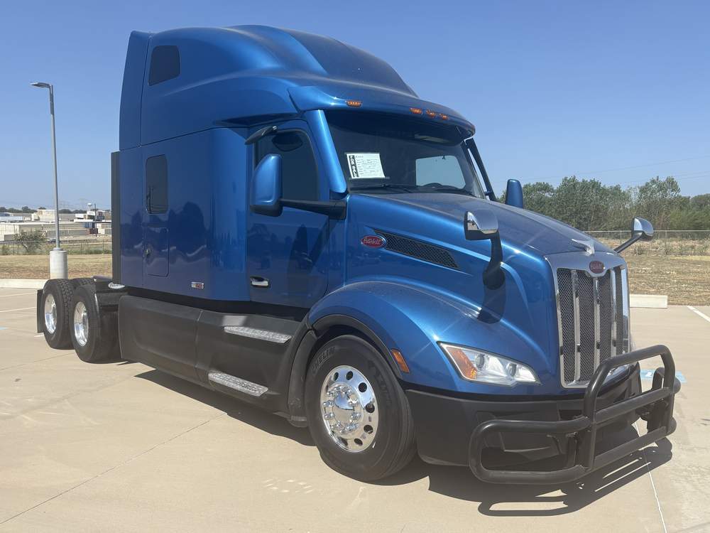 Used 2024 Peterbilt 579