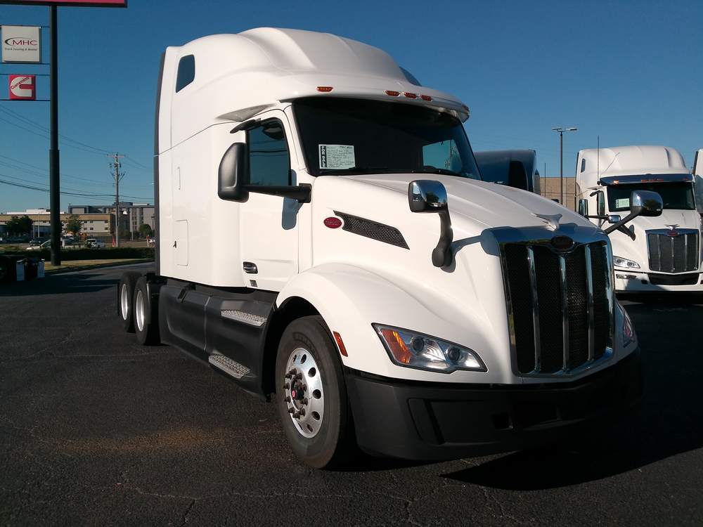 Used 2023 Peterbilt 579