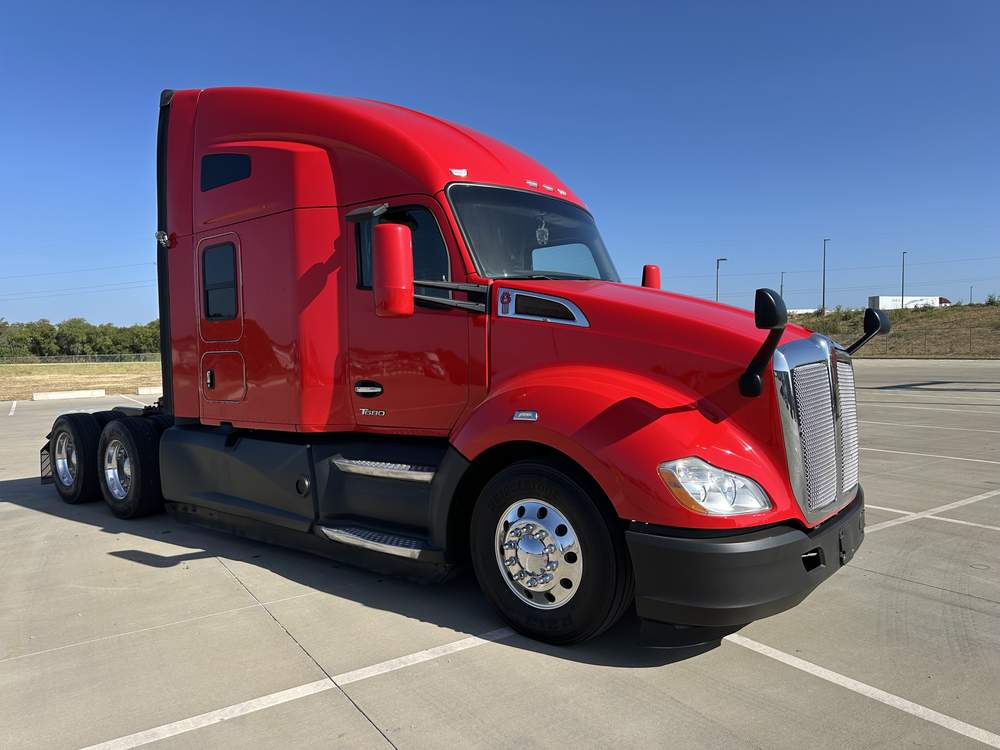 Used 2022 Kenworth T680