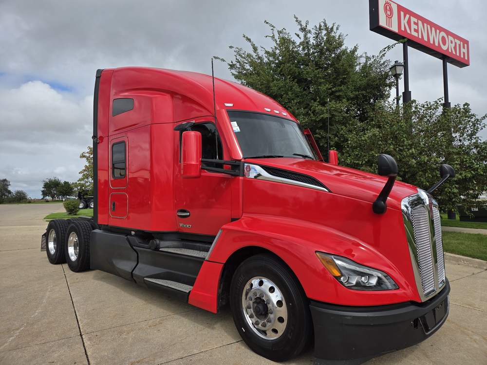 Used 2023 Kenworth T680