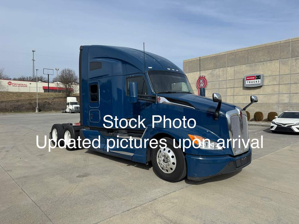 Used 2024 Kenworth T680