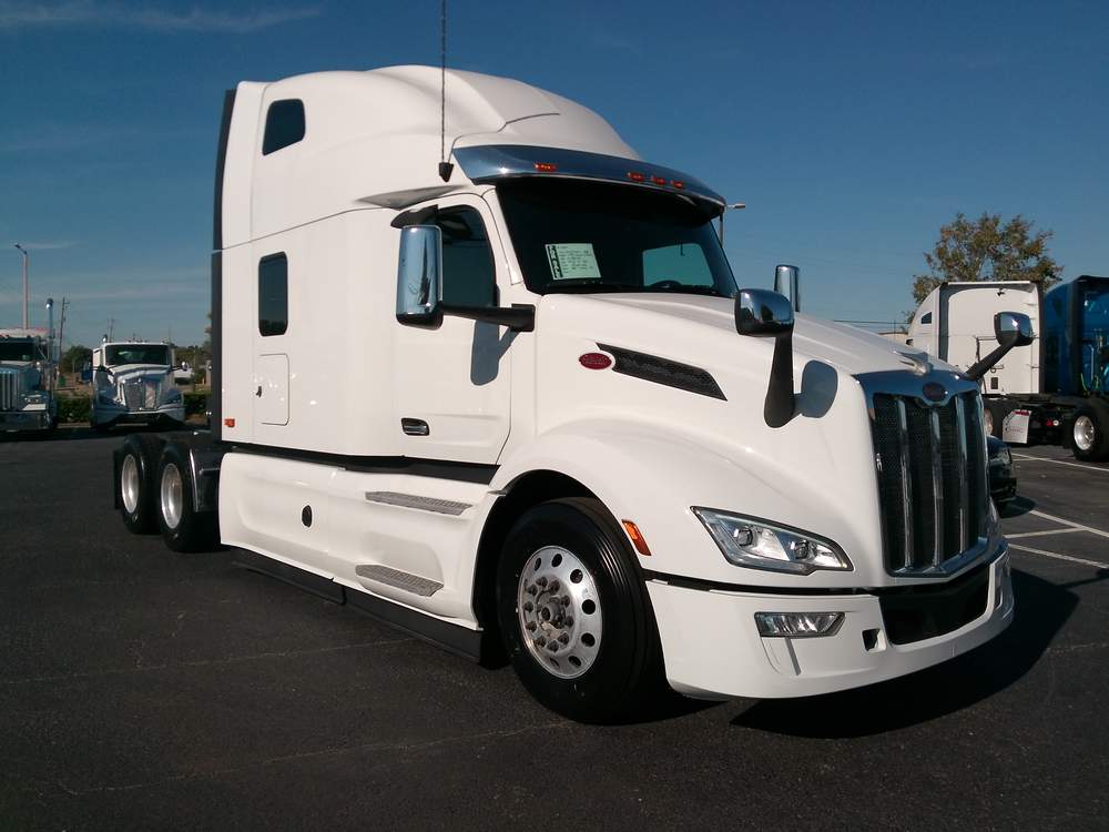 Used 2023 Peterbilt 579