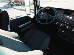 2027 Kenworth T880S PH photo 10