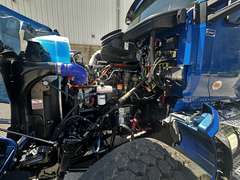 2027 Kenworth T880S photo 6