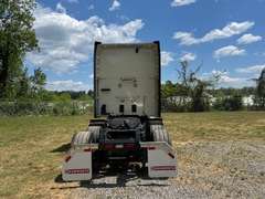 2027 Kenworth T680 photo 5