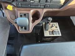 2026 Hino L6 photo 3