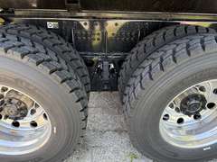 2027 Kenworth T880 photo 4