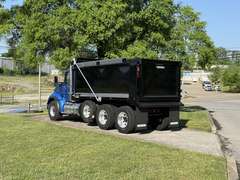 2027 Kenworth T880 photo 5