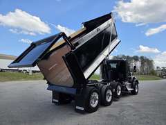 2027 Kenworth T880 photo 5