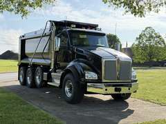 2027 Kenworth T880 photo 2