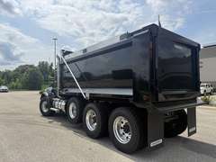 2027 Kenworth T880 photo 4