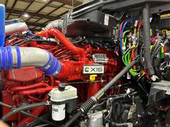 2027 Kenworth T880 photo 6