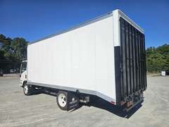 2026 Isuzu NPR-HD photo 4
