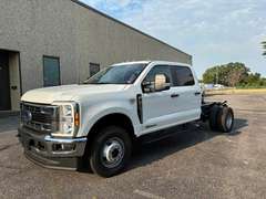 2026 Ford F350 photo 3