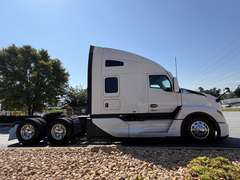 2027 Kenworth T680 photo 8